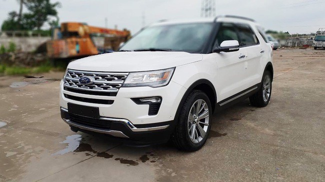 Ford Explorer bản nâng cấp chính thức thông quan, dự kiến bán ra vào tháng 10 1