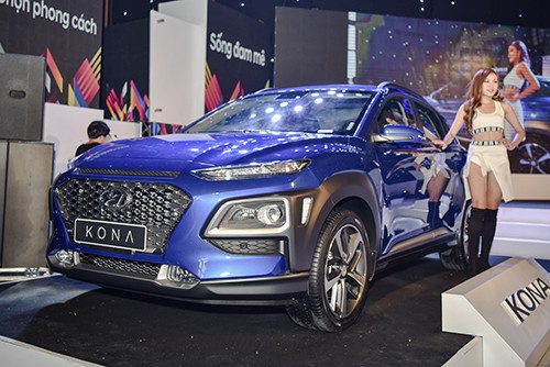 Hyundai Kona chính thức ra mắt tại Việt Nam, giá từ 615 triệu đồng.