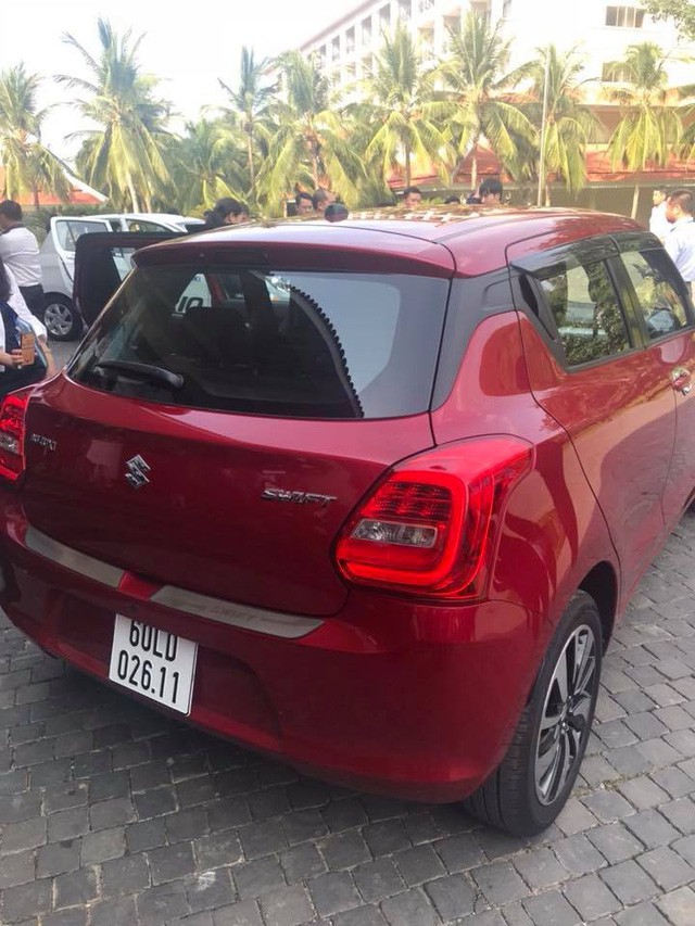 Đuôi xe Suzuki Swift 2018 3