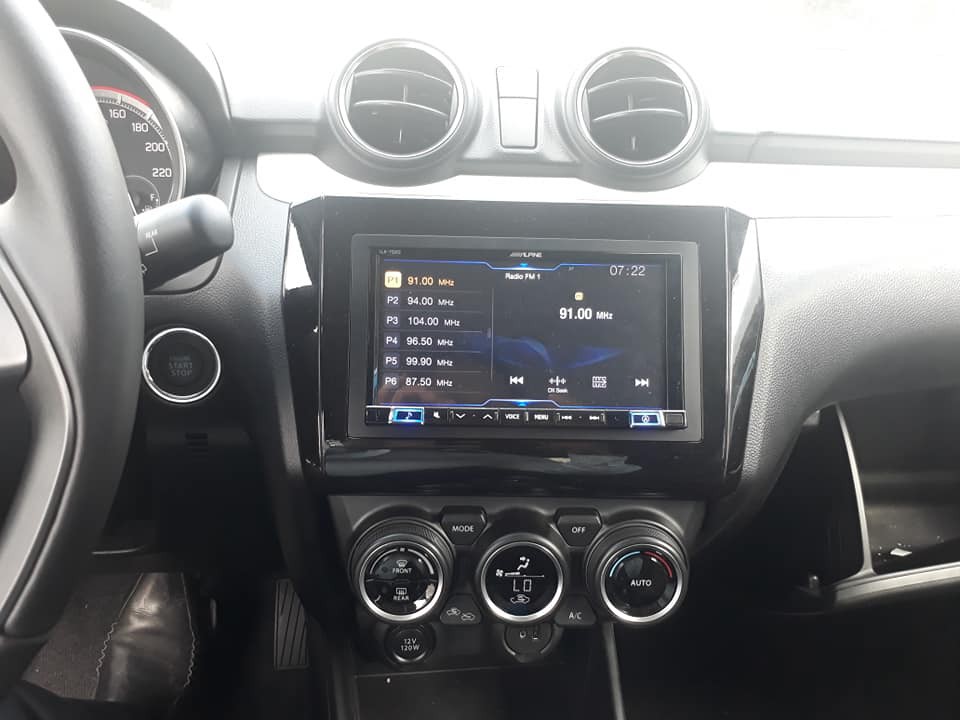 Màn hình xe Suzuki Swift 2018 5