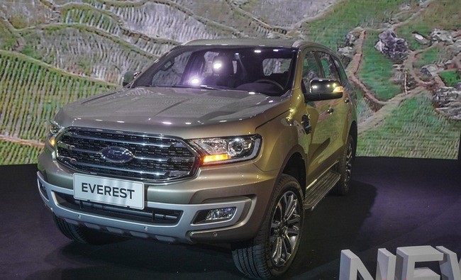 Ford Everest 2018 facelift chính thức ra mắt, giá giảm 500 triệu so với trước đây 1