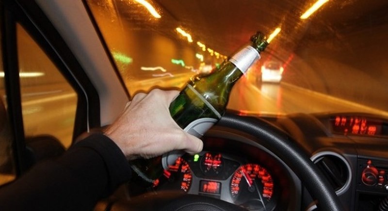 Không lái xe khi uống rượu, bia 5