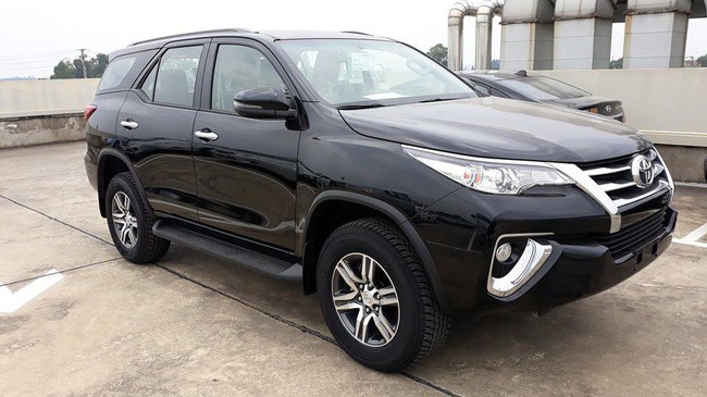 Doanh số xe Toyota Fortuner 2018 đạt 926 chiếc trong tháng 8/2018 1