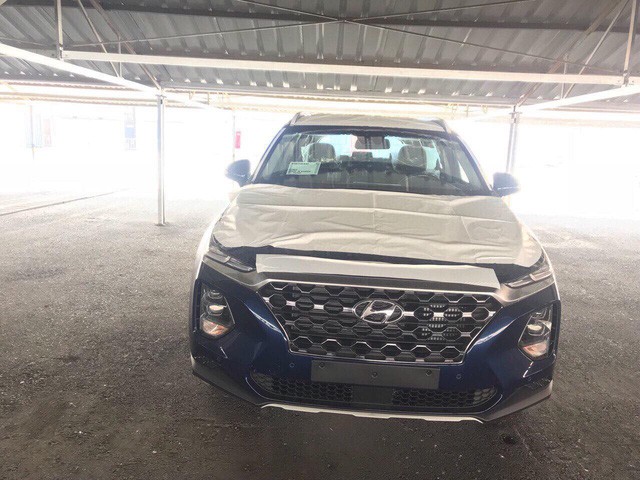 Hyundai Santa Fe 2019 về nước hồi tháng 3/2018 2