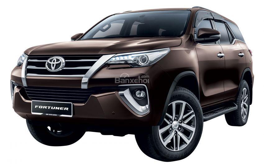 Bộ ba Toyota Fortuner, Innova và Hilux cập nhật tính năng mới tại Malaysia 1