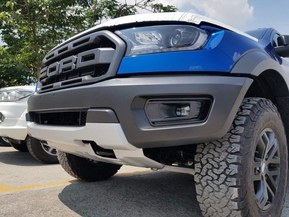 Đèn xe Ford Ranger Raptor 4