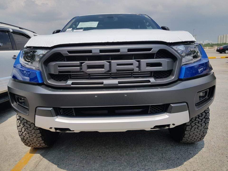 Lưới tản nhiệt Ford Ranger Raptor