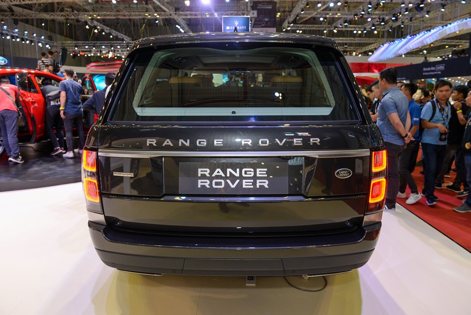 Đuôi xe Range Rover 2018 6