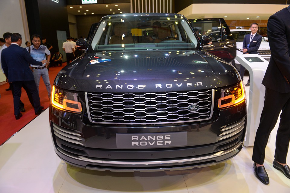 SUV hạng sang Range Rover 2018 ra mắt thị trường Việt, giá hơn 7 tỷ đồng 1