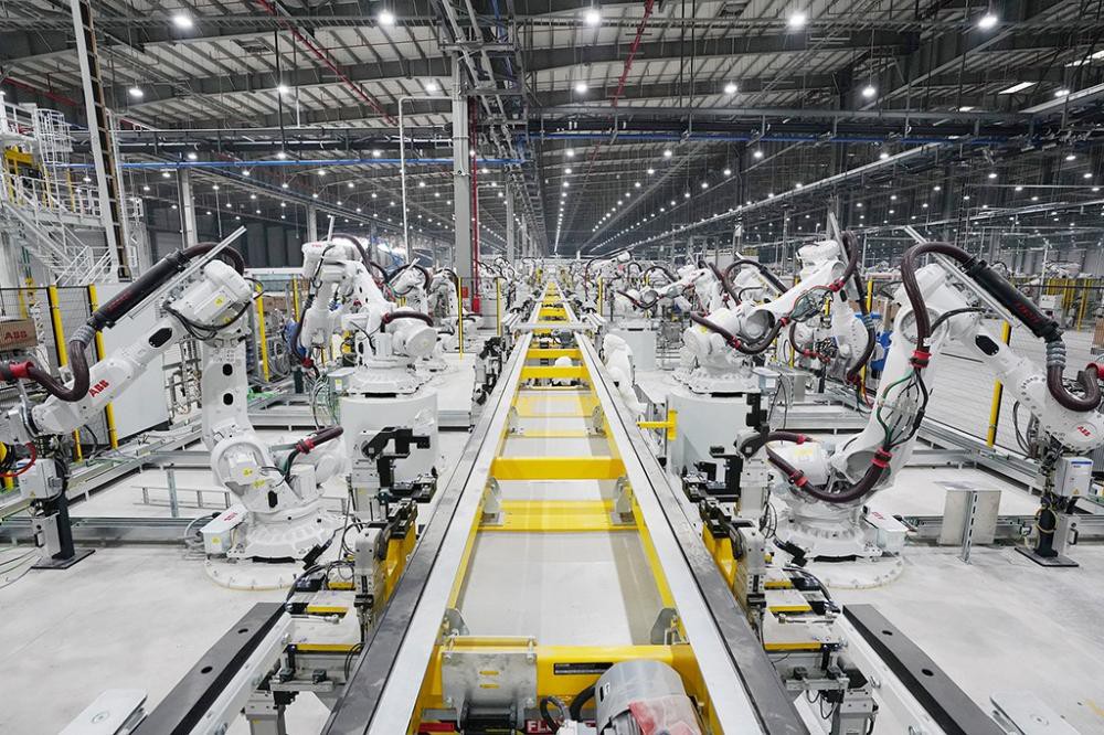 Bộ đôi xe VinFast sẽ đi vào sản xuất từ tháng 3/2019 tại “nhà máy robot” 5