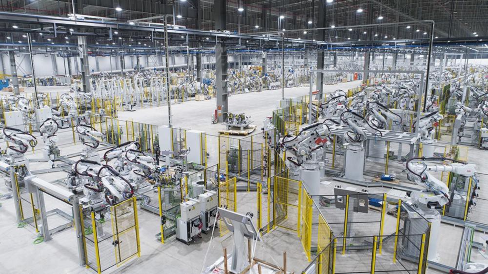 Bộ đôi xe VinFast sẽ đi vào sản xuất từ tháng 3/2019 tại “nhà máy robot” 2