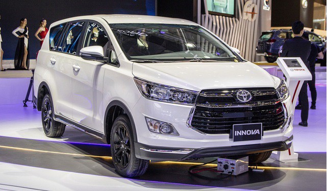 Tăng sức cạnh tranh, Toyota Innova 2018 nâng cấp trang bị an toàn tại Việt Nam 1