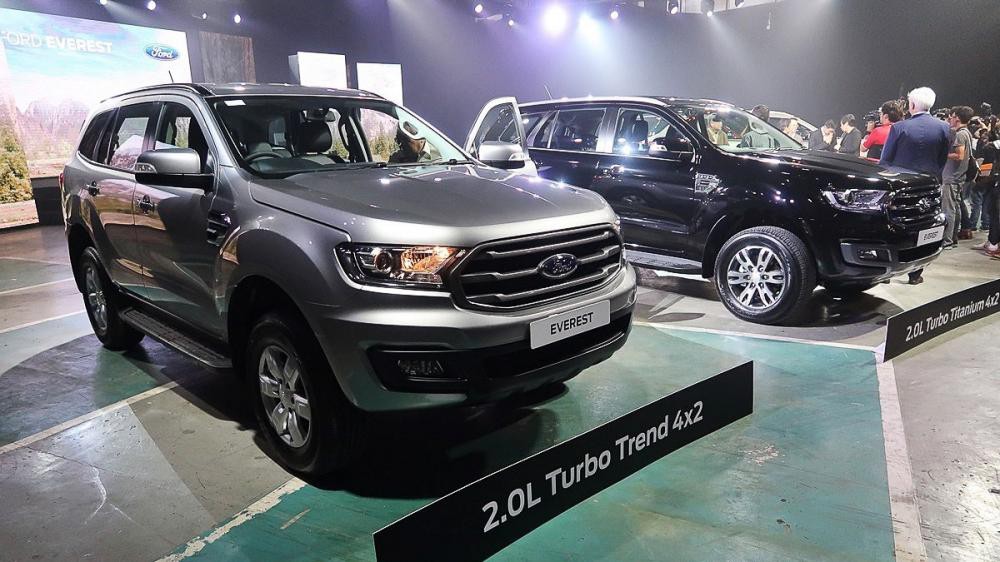 Ford Everest Ambiente 2019 tại Thái Lan 3