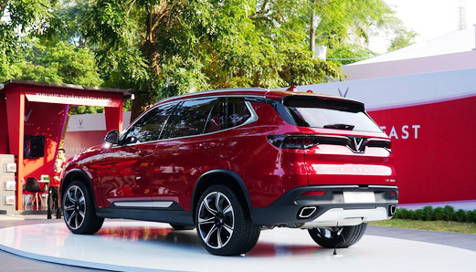 Chi tiết xe SUV LUX SA2.0 mới ra mắt khách hàng Việt kèm giá lăn bánh