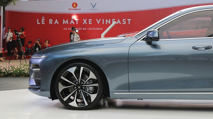 La-zăng VinFast LUX A2.0