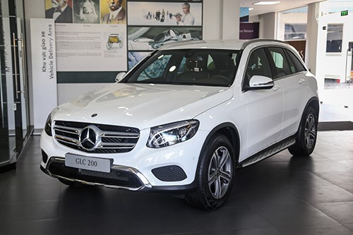 Doanh số Mercedes-Benz Việt Nam tụt dốc do chậm đăng kiểm GLC 1