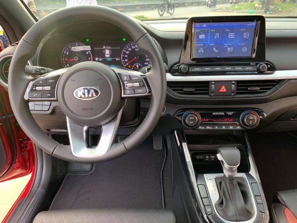 Vô-lăng Kia Cerato 2019