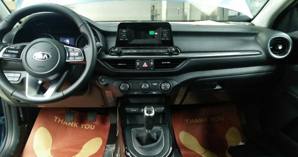 Nội thất xe Kia Cerato 2019 15