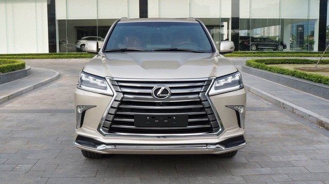Xe sang Lexus tăng giá hàng trăm triệu đồng từ 1/1/2019 1