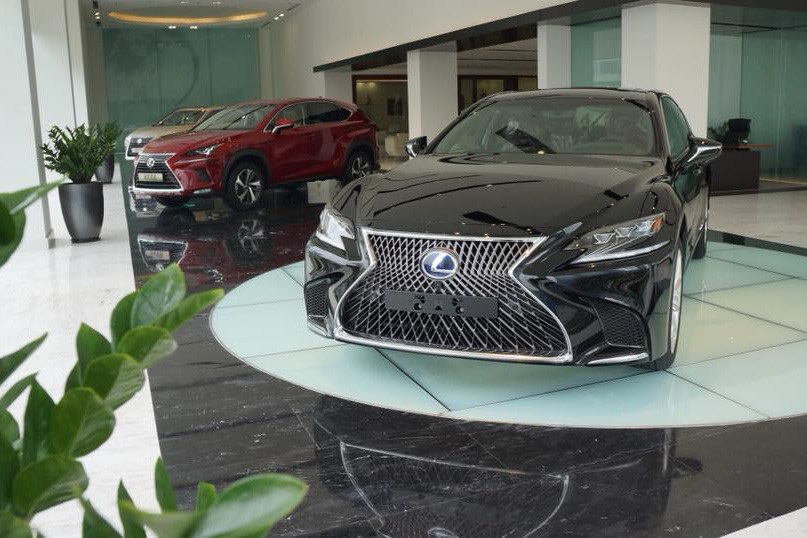 Xe sang Lexus tăng giá hàng trăm triệu đồng từ 1/1/2019 3