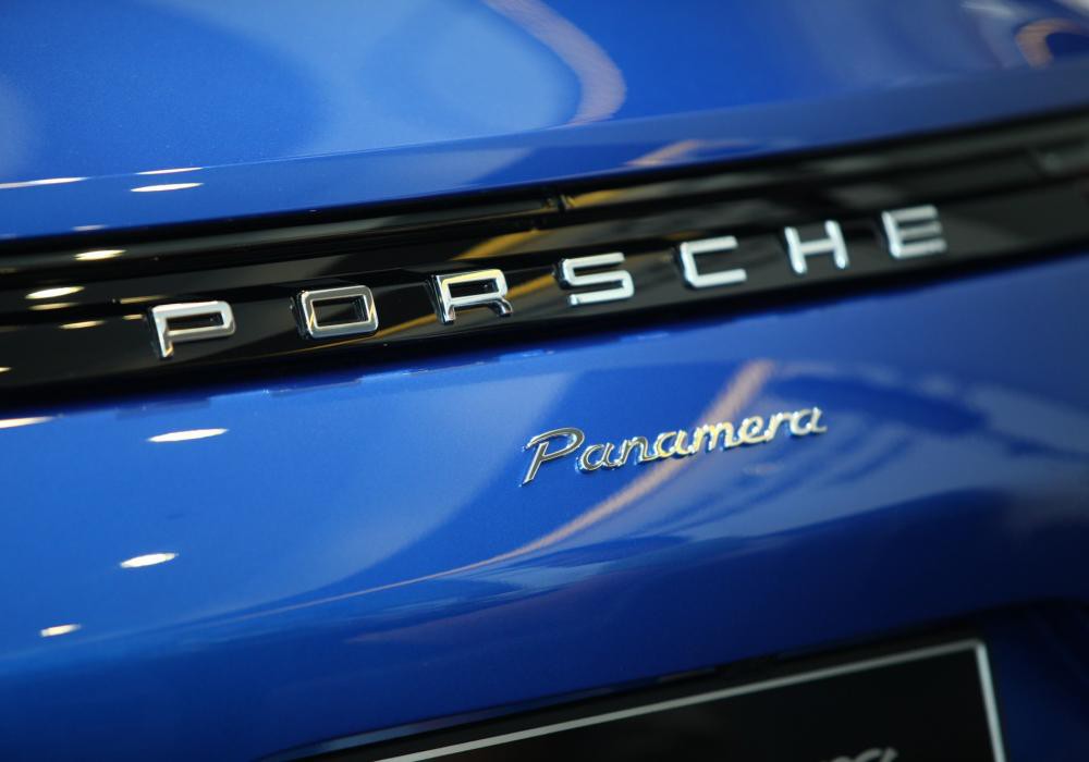 Một số hình ảnh tại không gian trưng bày của Porsche 4