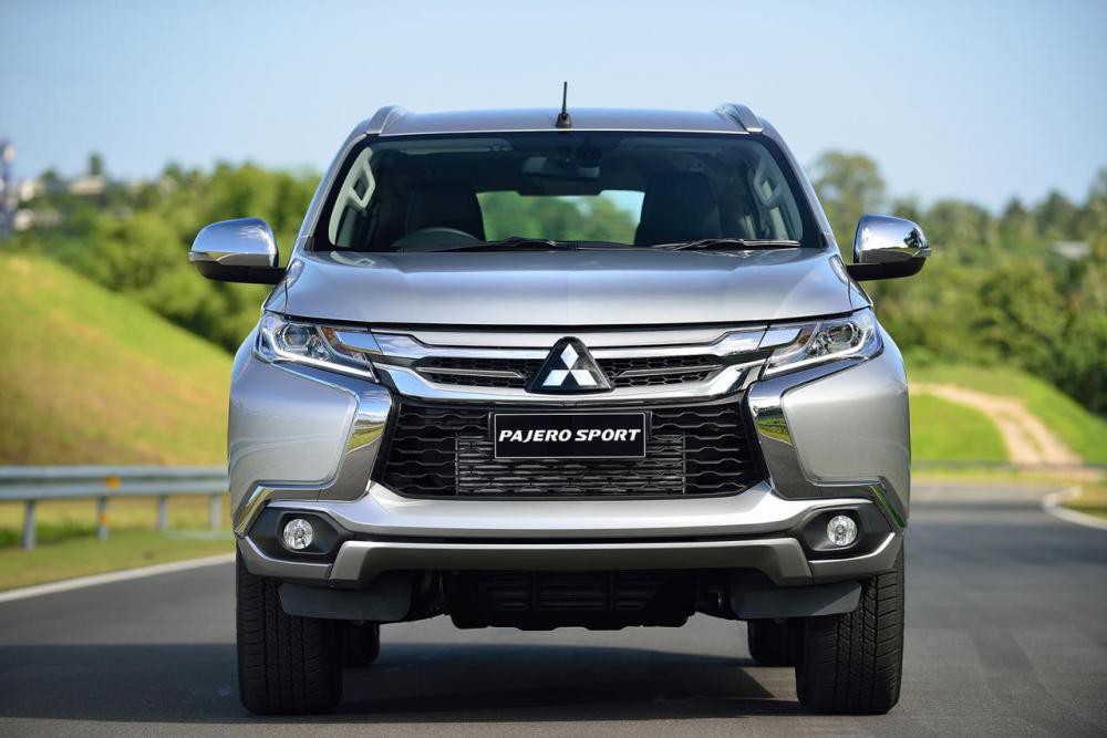 Mitsubishi Pajero Sport sẽ có thêm phiên bản số sàn