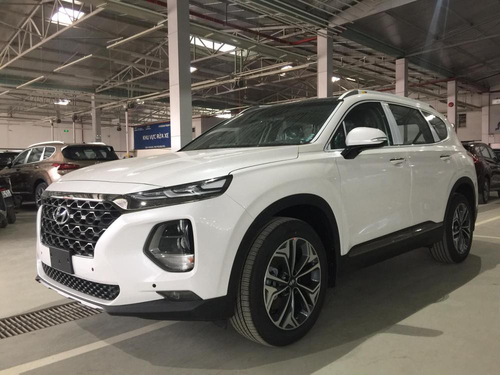 Đầu xe Hyundai Santa Fe 2019