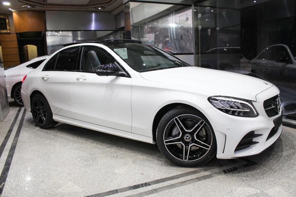 Đầu xe C-Class 2019