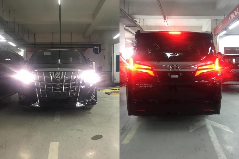 Đèn xe Alphard 2019 