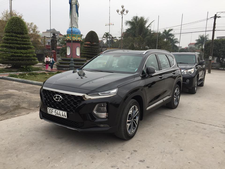 Điểm danh loạt xe Hyundai Santa Fe mang biển số “hiếm có khó tìm” tại Việt Nam 2