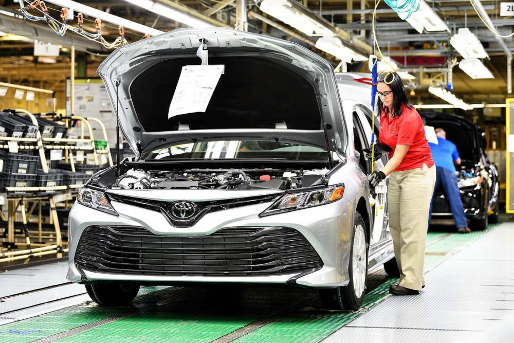 Toyota Camry 2019