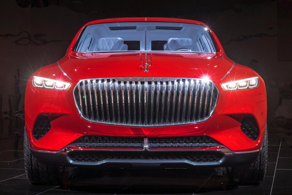 Đầu xe Mercedes-Maybach Ultimate Luxury concept