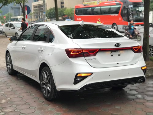 Đuôi xe Cerato 2019