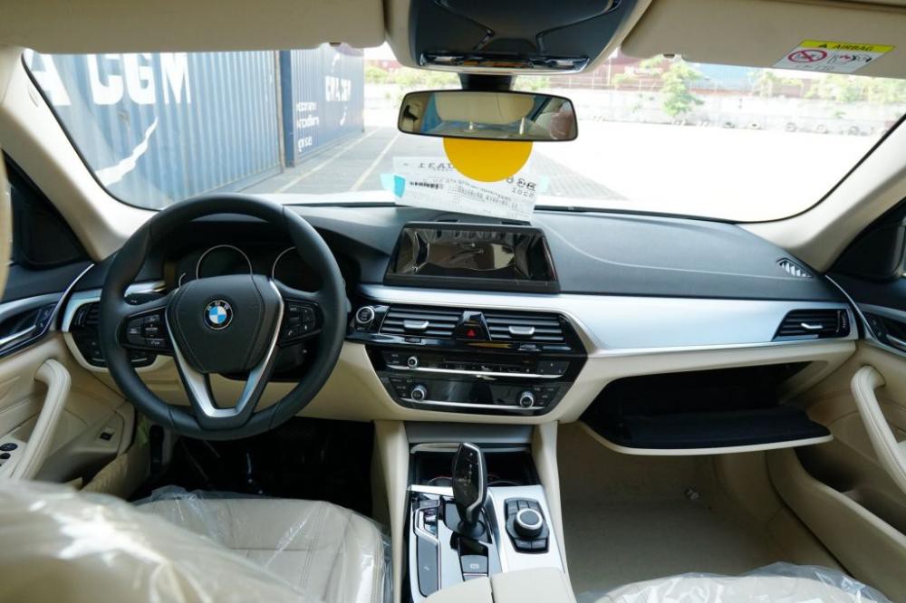 Nội thất BMW 5-Series
