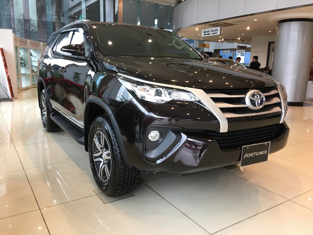 Giá xe Toyota Fortuner 2019