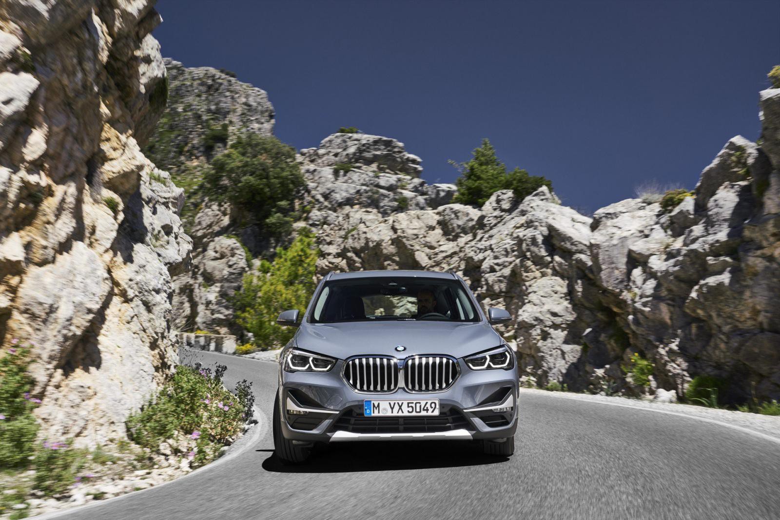 BMW X1 facelift 2020 chính thức ra mắt, cạnh tranh Volvo XC40 1