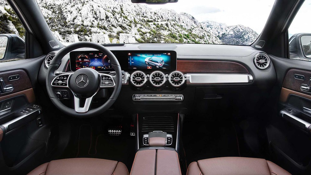 Mercedes-Benz GLB 2020 trang bị 2 màn hình cảm ứng
