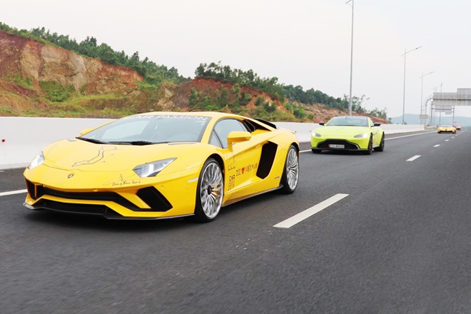 Lamborghini Aventador S gặp nạn trong hành trình Car Passion 2019 2