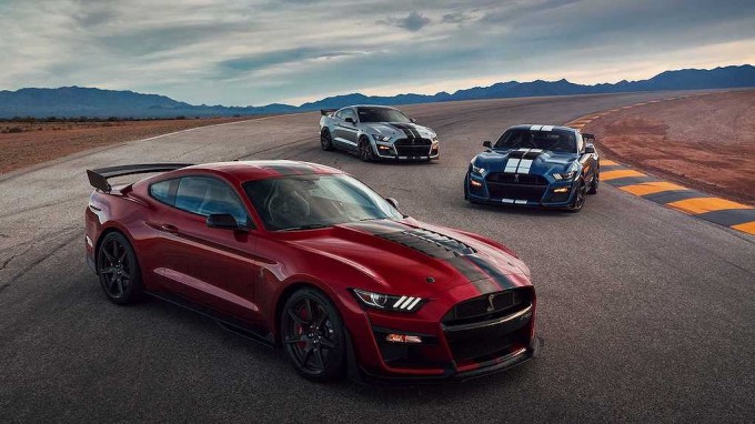 Ford vẫn giữ bí mật về khả năng tăng tốc của Shelby GT500 