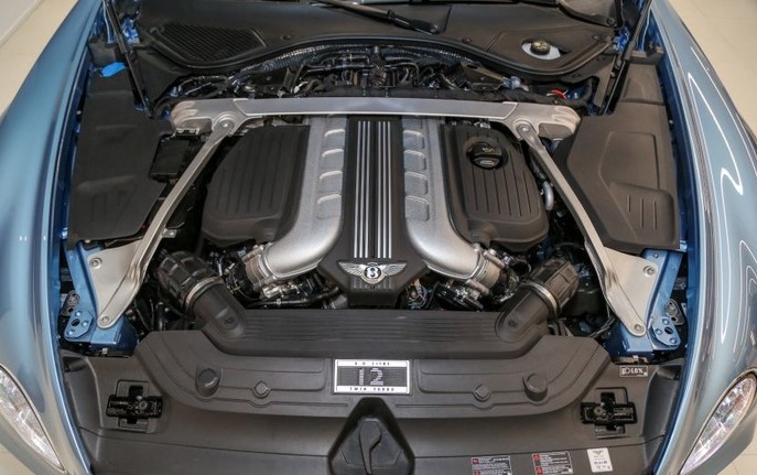 Bentley Continental GT Convertible sử dụng động cơ W12 tăng áp kép