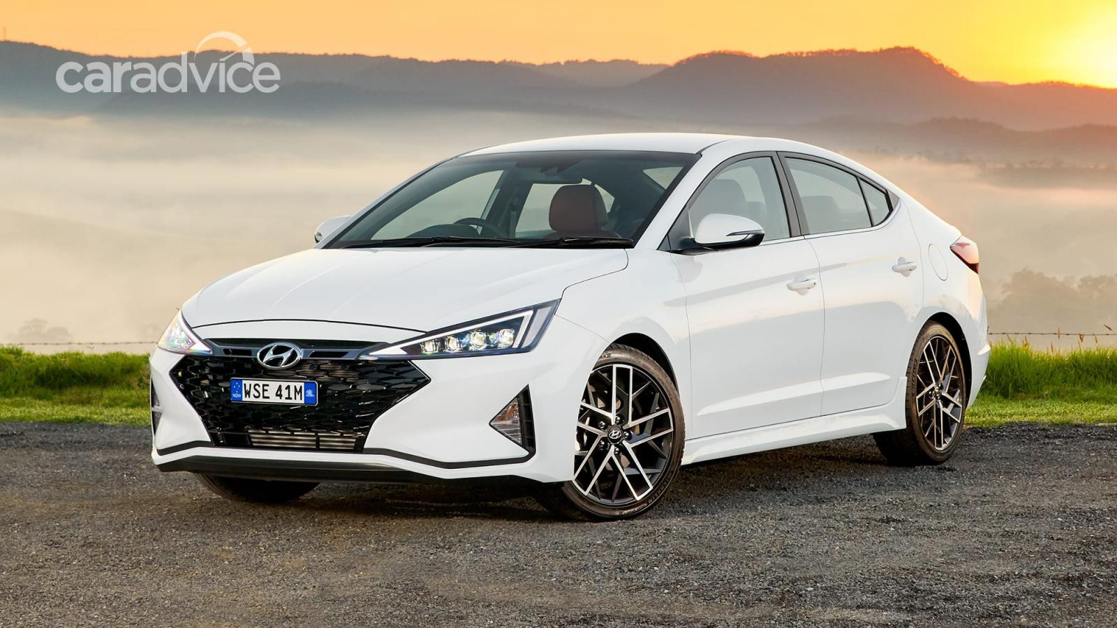 Hyundai Elantra 2019 mới ra mắt tháng 5