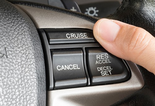Tính năng Cruise Control trên ô tô