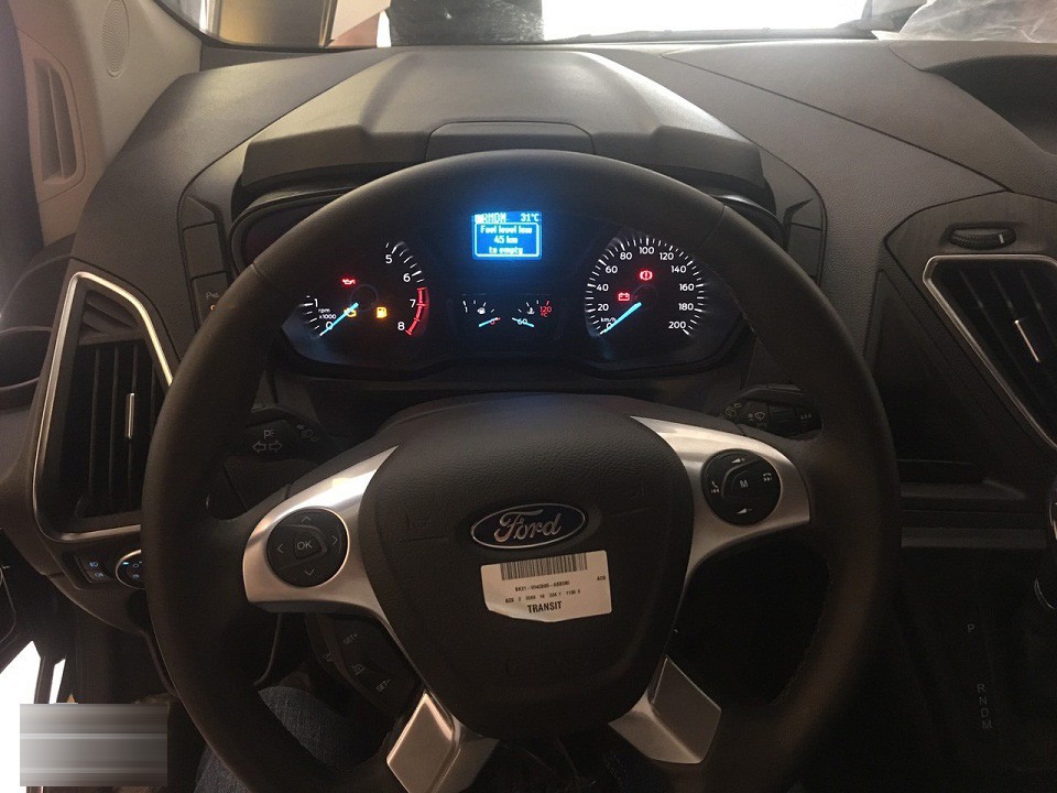 Nội thất MPV Ford Tourneo