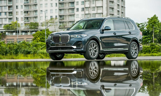 BMW X7 sở hữu ngoại hình mạnh mẽ