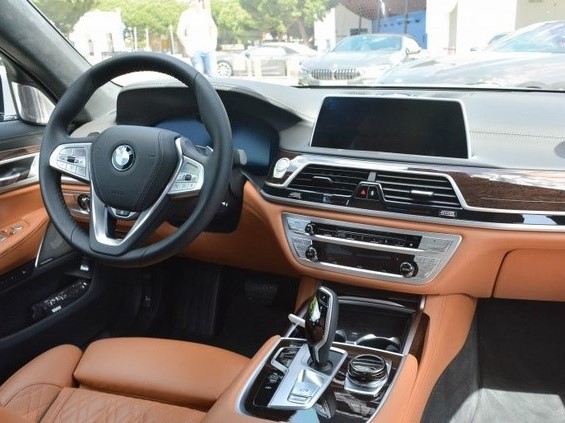 Nội thất BMW 7-Series LCI 740Le