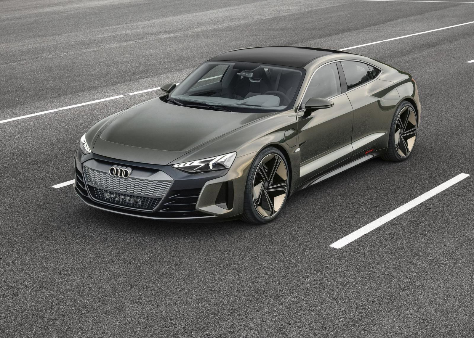 Audi R8 And E-tron GT sẽ được chế tạo trên cùng một dây chuyền lắp ráp