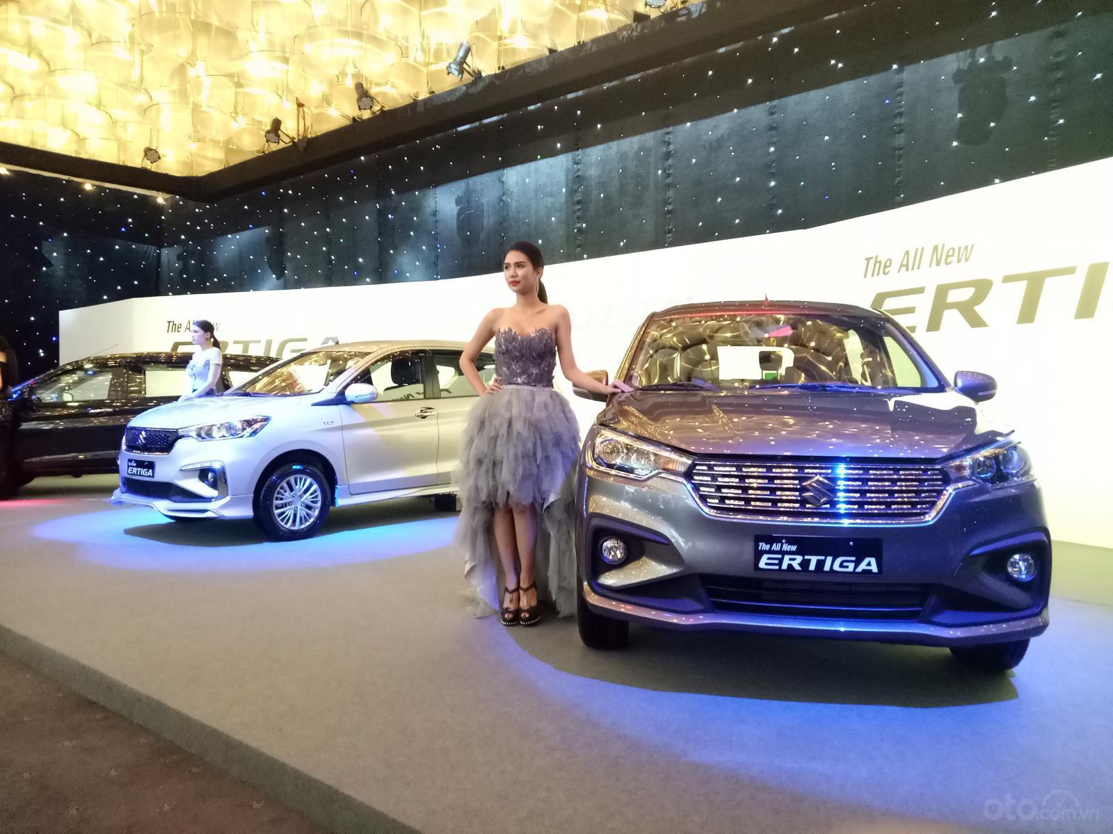 Cuối năm mới nhận được xe, khách mua Suzuki Ertiga 2019 chờ dài cổ 1