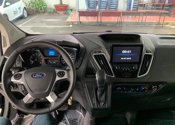 Ford Tourneo trang bị nhiều nội thất hiện đại