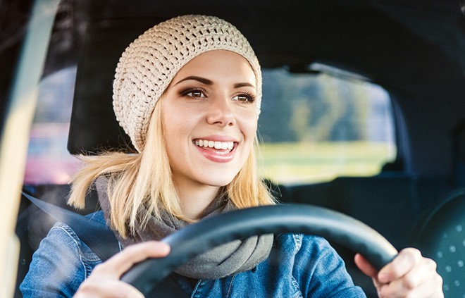 Nam giới hay nữ giới tập trung hơn khi lái xe ô tô? 1