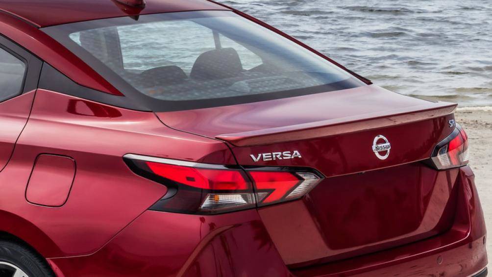 Nissan Versa 2020 chuẩn bị ra mắt vào cuối tháng 11, cạnh tranh với Honda City 7a